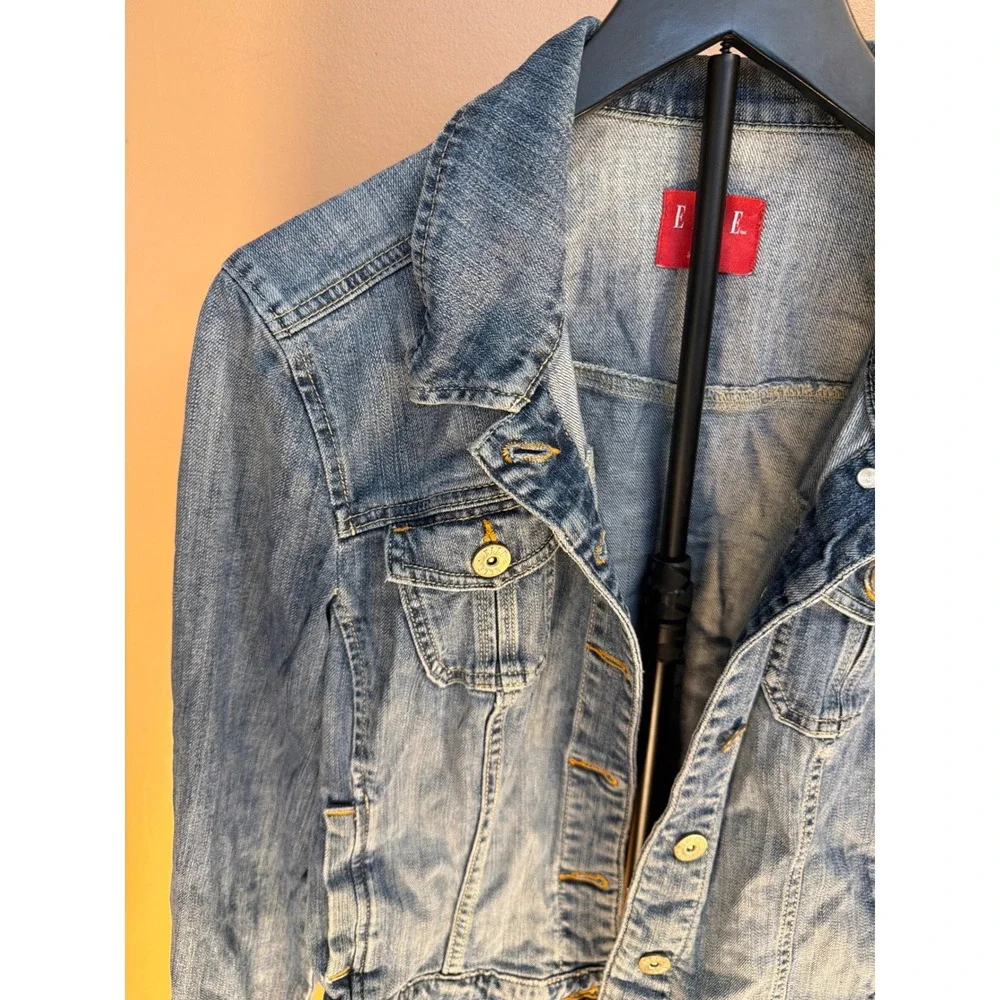 Elle Womens Denim Jacket Medium Wash Blue Button Front‎ Jean Jacket Size L